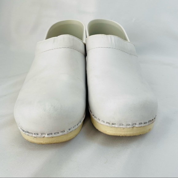 Dansko Shoes - DANSKO White Leather Clogs Slip-ons Slip Resistant